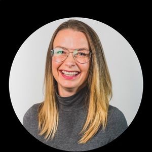 Meet your Posher, Vicky